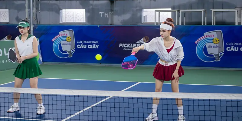 Pickleball là gì? Hướng dẫn quy trình chơi chi tiết nhất cho người mới 2 Luật chơi cơ bản trong Pickleball dành cho người mới 1